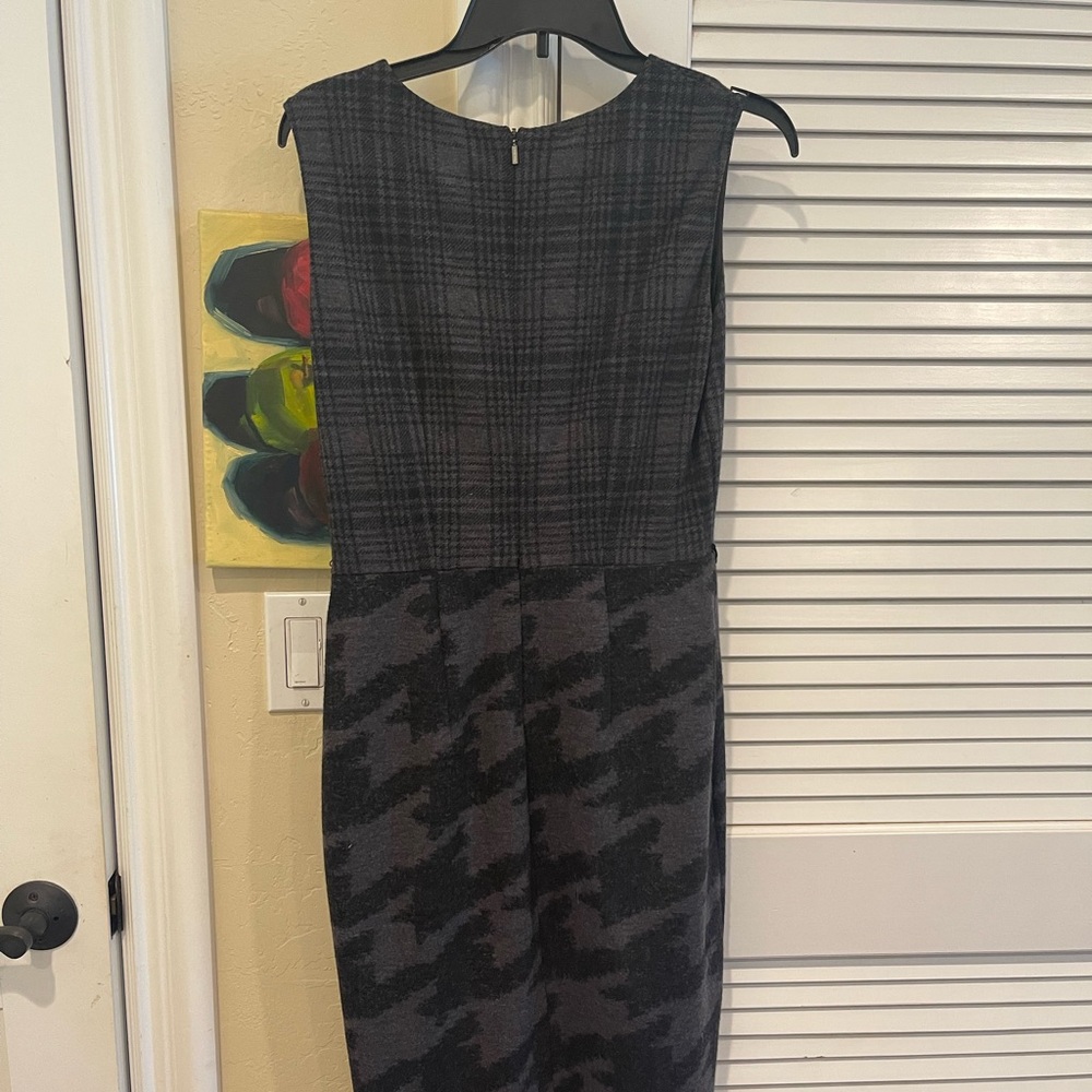 Max Mara wool sleeveless black patterned dress